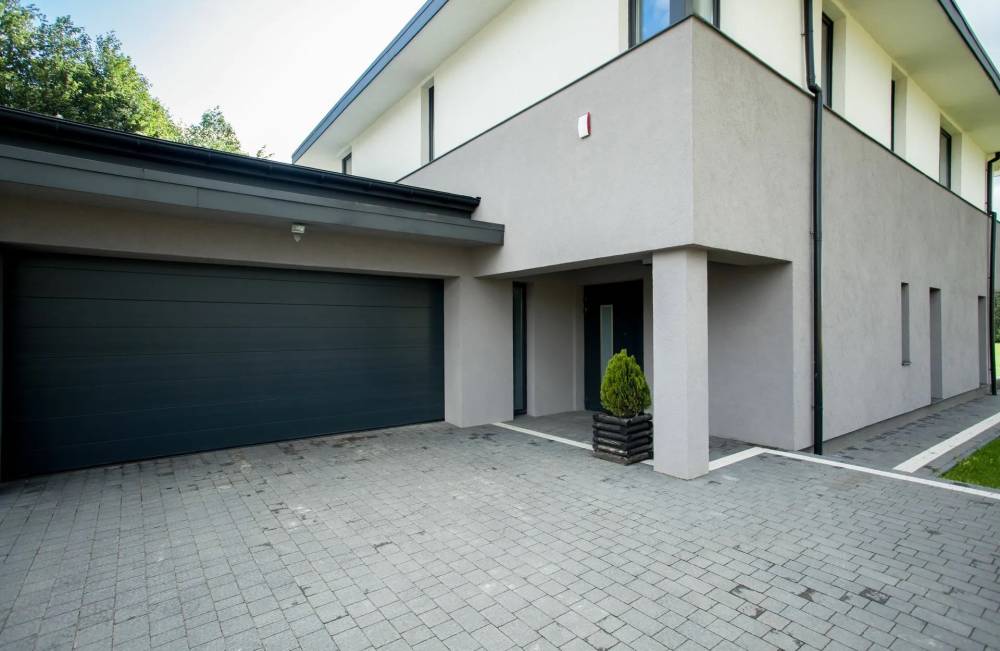garage